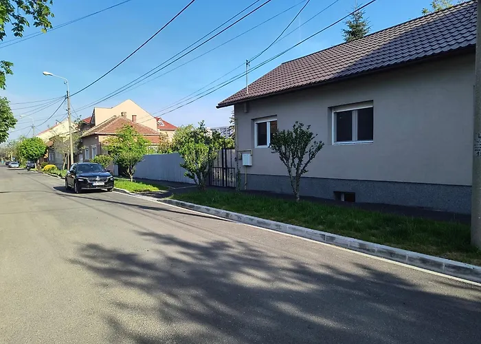 Carla\'S Place Ap1